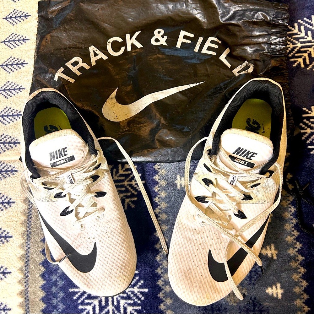 NIKE Rival S Sprint,Men's Size 13 ,Versatile Spikes, heal cushion & lightweight